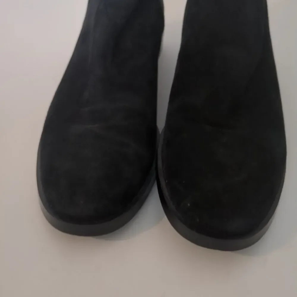 Stuart Weitzman Keelan Over-The-Knee Boot Black Suede Size 8.5